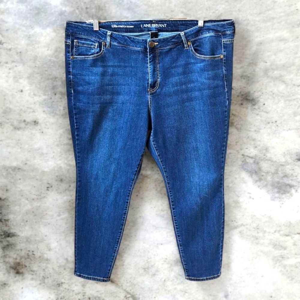 LANE BRYANT Plus Size Mid-Rise Super Stretch Skinny Blue Jeans SIZE Short 24
